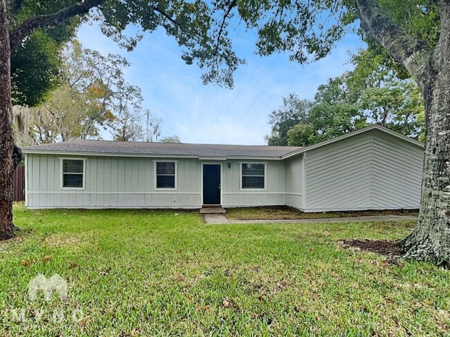 Building Photo - 10731 Appaloosa Dr Building Photo - 10731 Appaloosa Dr