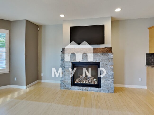 Building Photo - 14580 S Quiet Meadow Dr