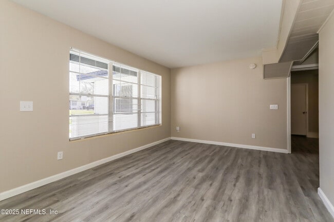 Building Photo - 7953 Patou Dr S