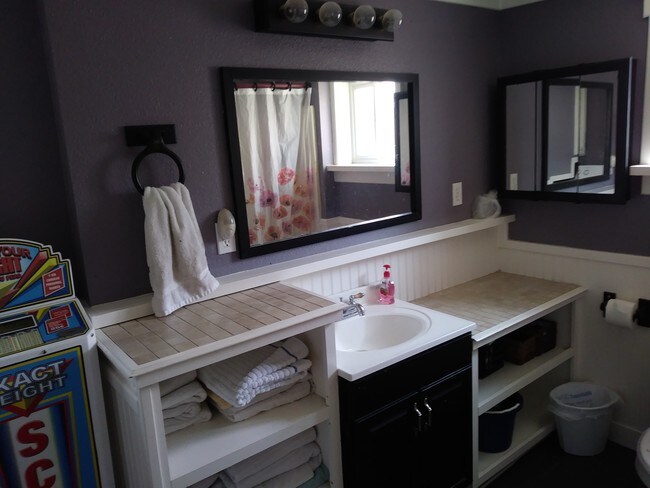 Building Photo - 133 S 100 E