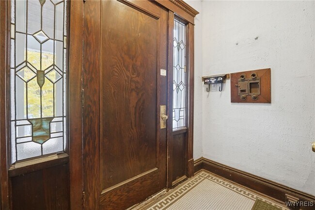 Foto del edificio - 830 Potomac Ave