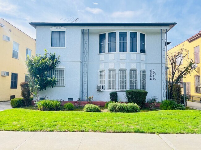 Foto del edificio - 439 1/2 N Hayworth Ave-439.5