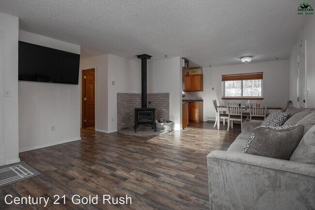 Building Photo - 2 br, 1 bath House - 3846 Kensington Ave