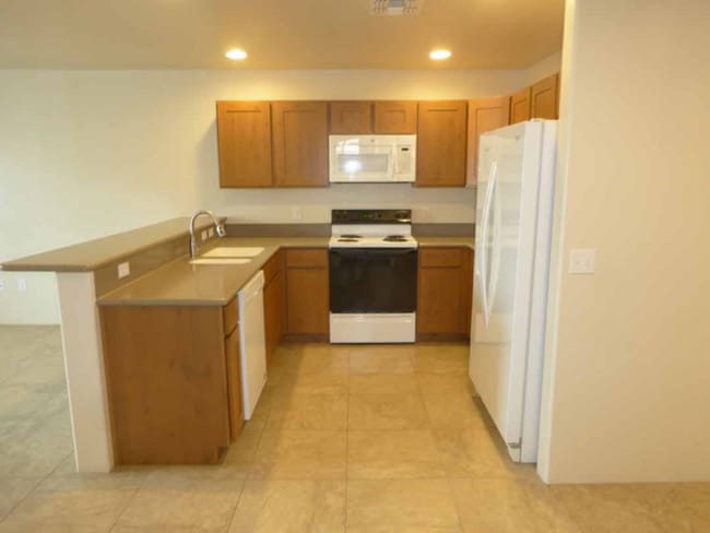 Foto del edificio - 1443 E Lee St