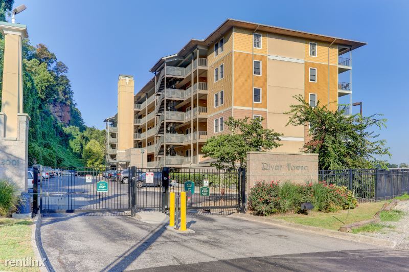 Primary Photo - 3 br, 2 bath Condo - 3001 River Town Way 3...