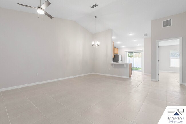 Foto del edificio - 11 Serenity Pl