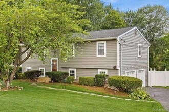 Building Photo - 273 N Brewster Rd