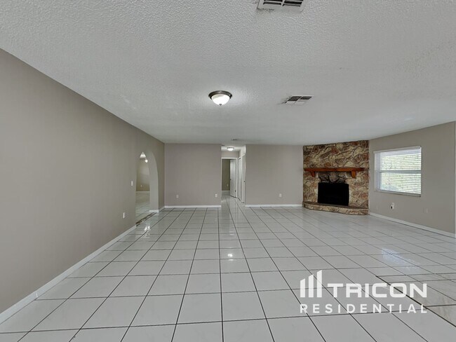 Foto del edificio - 7116 Green Needle Dr