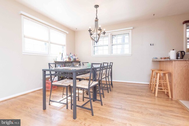 Foto del edificio - 5649 Ravenel Ln