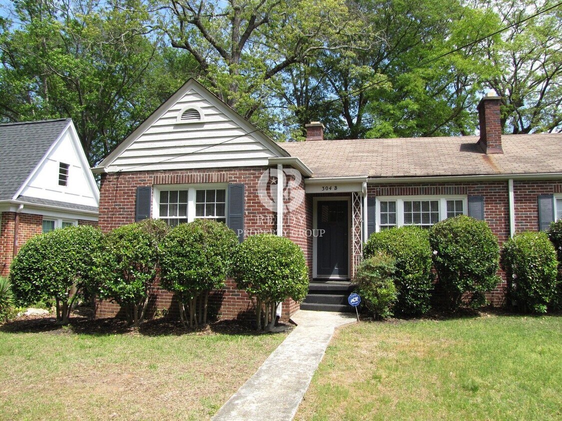 Primary Photo - 304 Wilton St