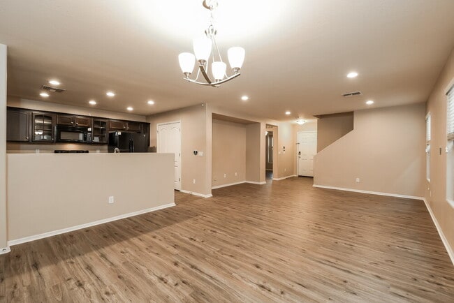 Foto del edificio - 923 S Pheasant Dr