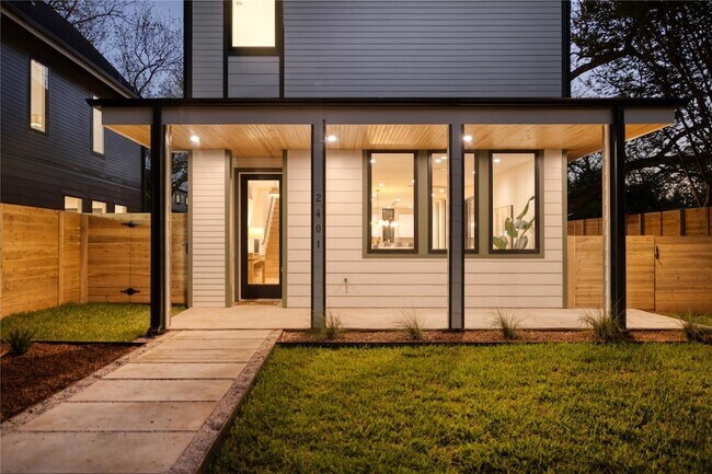 Foto del edificio - 2401 Willow St