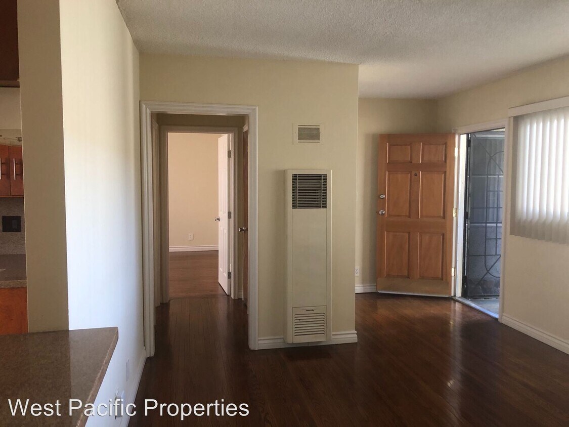 Primary Photo - 5405 S St Andrews Pl