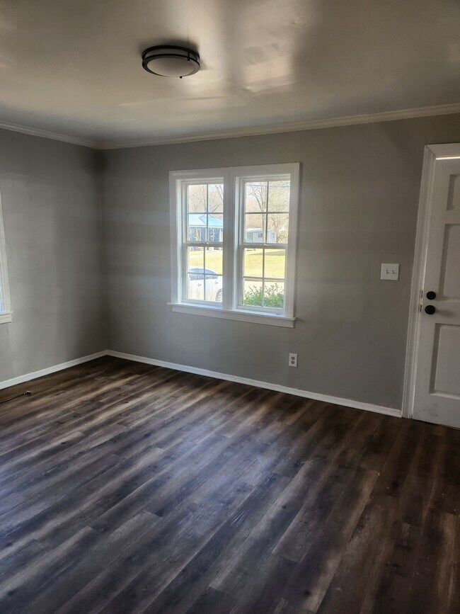 Foto del edificio - 1119 S Washington Ave