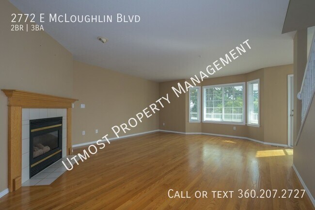 Foto del edificio - Spacious CONDO FOR RENT with a VIEW!