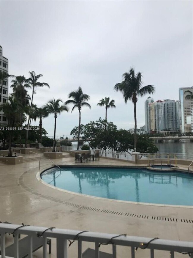 Building Photo - 701 Brickell Key Blvd