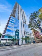 Building Photo - 303 W Ohio St