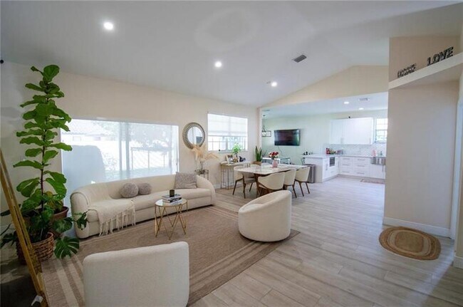 Foto del edificio - 16211 NW 84th Ct