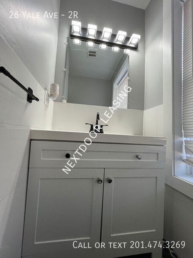 Foto del edificio - 26 Yale Ave