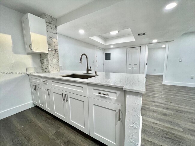 Building Photo - 8006 SW 149th Ave