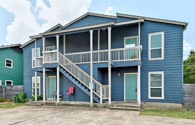 Building Photo - 2617 Ektom Dr