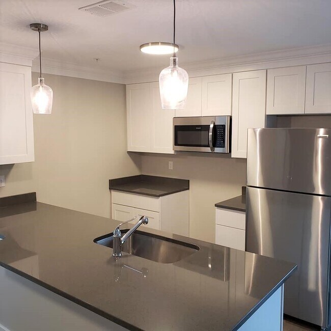 Foto del edificio - 10 4th St