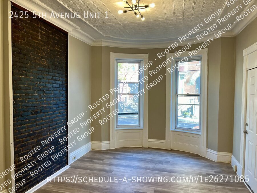 Foto principal - Updated 2 Bedroom Near Downtown Troy