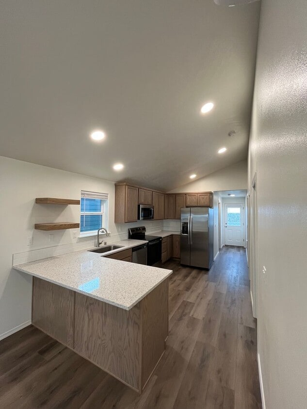 Building Photo - Single Level Home in New SunRidge Community