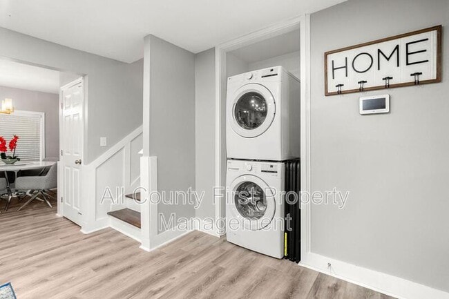 Building Photo - 3375 Toney Dr