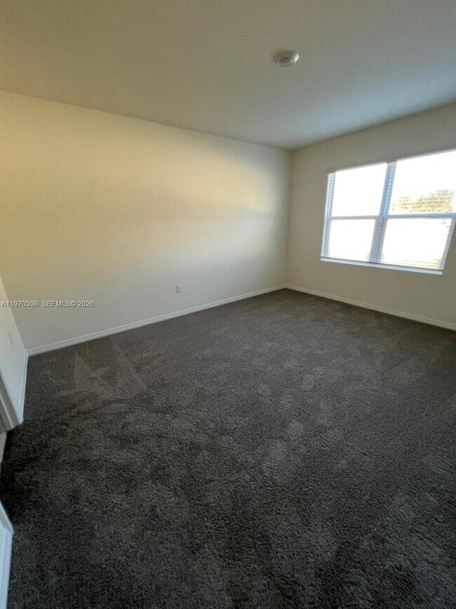 Foto del edificio - 2710 Trinidad Rd