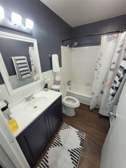 Foto del edificio - 7213 Beechnut St