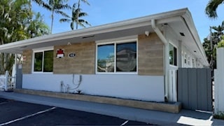 Primary Photo - 1632 NE 4th Pl