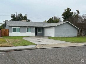 Building Photo - 731 Plumas St