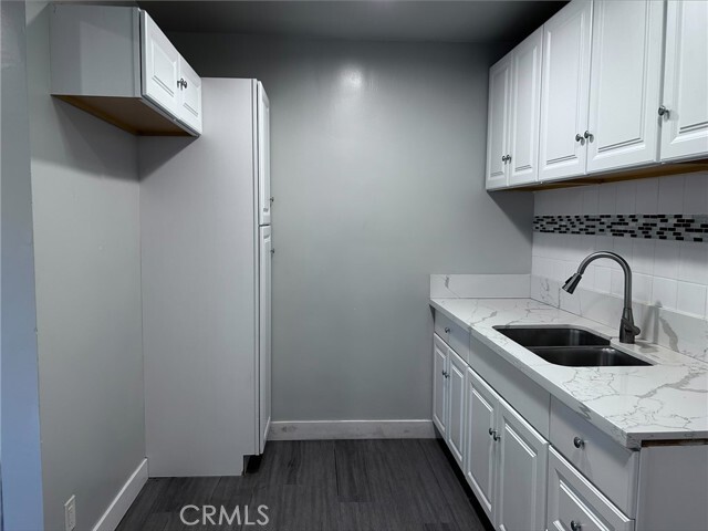 Foto del edificio - 11724 S Vermont Ave