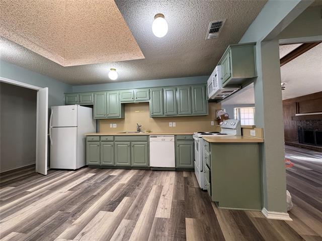 Building Photo - 3205 Upshire Ct