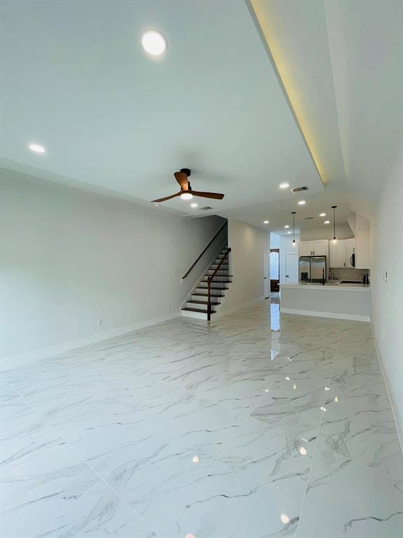 Foto del edificio - 7933 Fowlie St