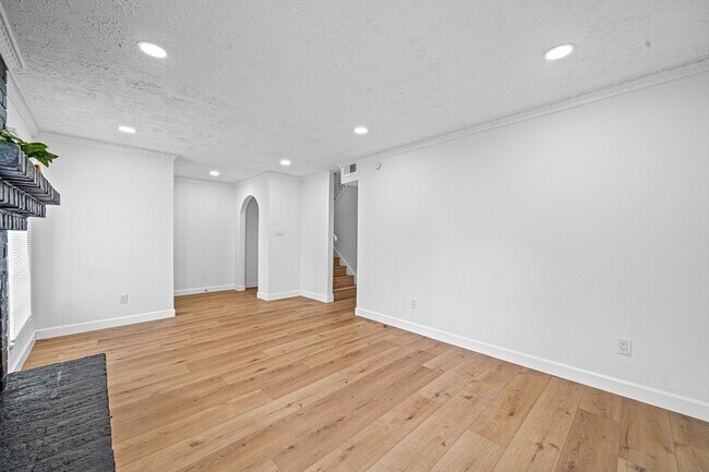 Foto del edificio - 8726 Wilcrest Dr