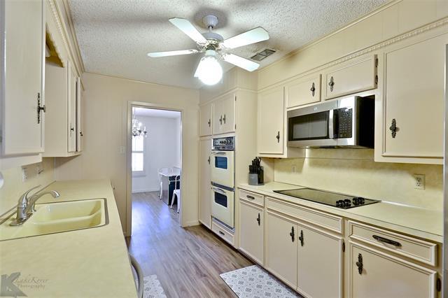 Foto del edificio - 2810 Arrowhead Dr