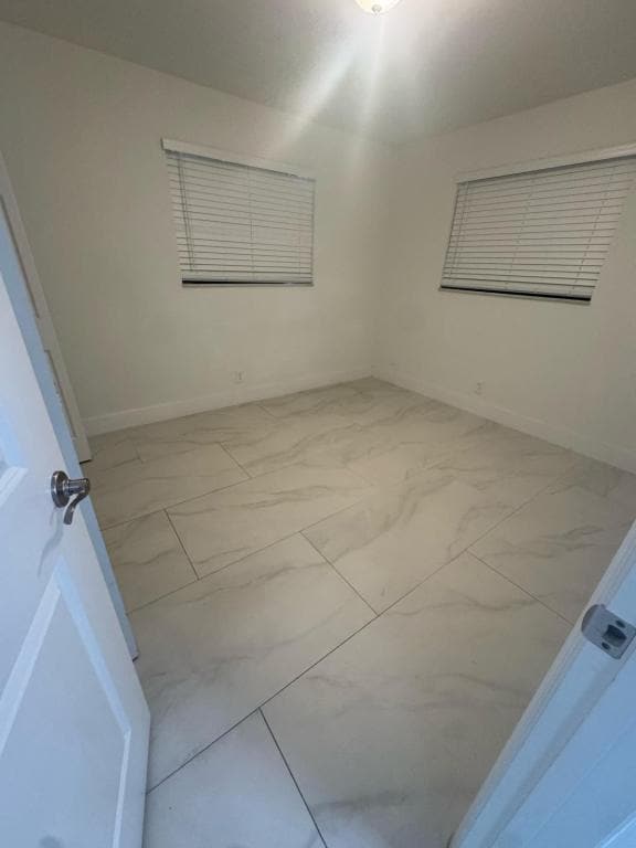 Building Photo - 2784 Reo Ln