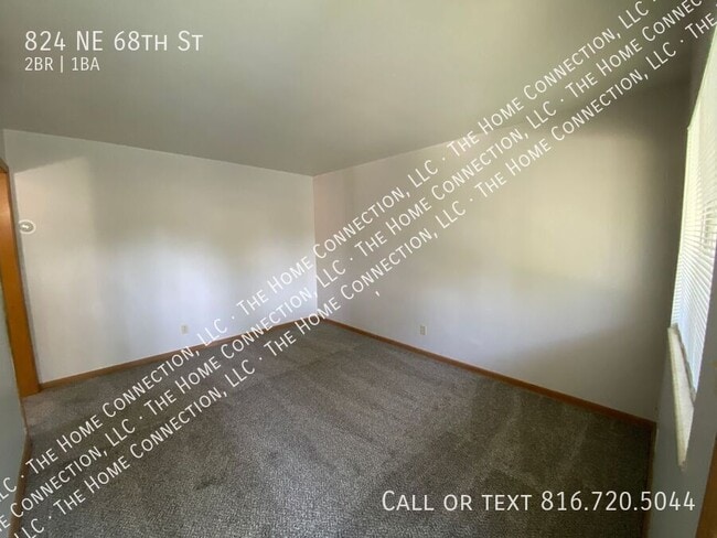 Building Photo - 824 NE 68th St