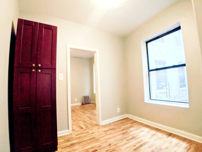 Building Photo - 145 Edgecombe Ave