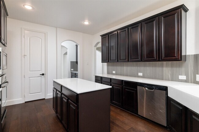 Building Photo - 624 Rockhurst Trail