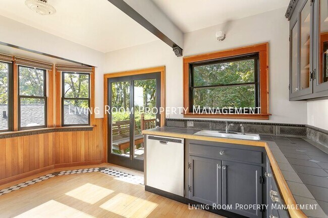Building Photo - Dreamy English Tudor w/ One-of-a-Kind Details