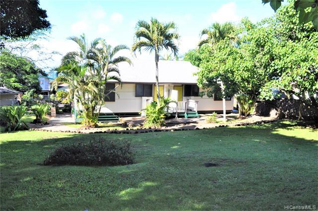 Building Photo - 61-171-171 Punalau Pl