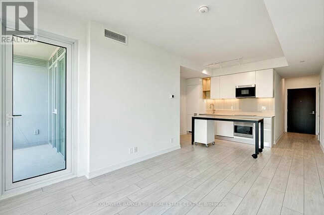 Building Photo - 39 Mary St