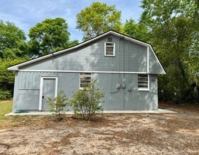 3085 Lumpkin Park Dr