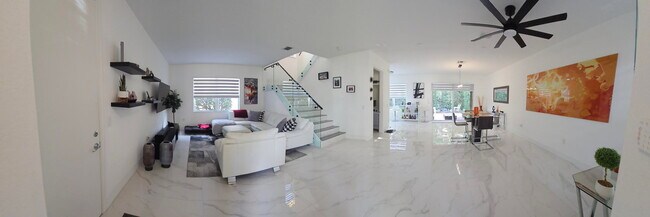 Foto del edificio - 10435 Yarrow Dr