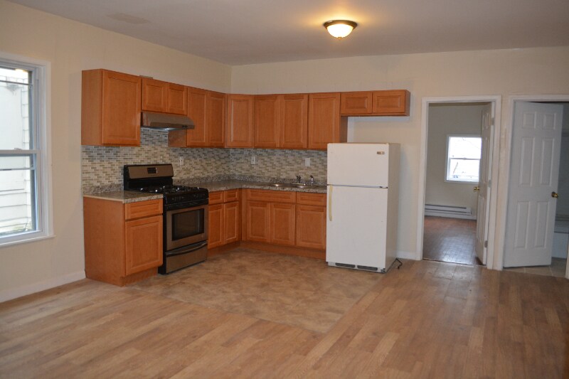 719 Roberts St, Utica, NY 13502 Apartment for Rent in Utica, NY