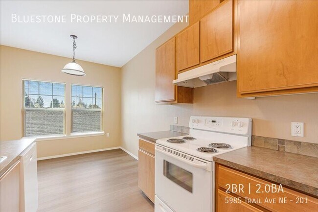 Foto del edificio - 5985 Trail Ave NE