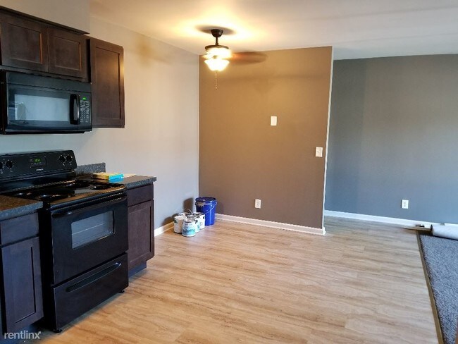 Foto del edificio - 2 br, 1.5 bath  - 628 John Anderson Ct